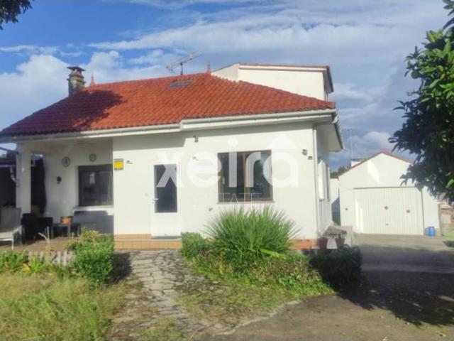 Casa en venta en Rianxo