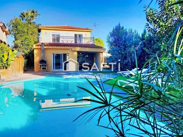 Casa en venta en el Camp de Túria, Valencia