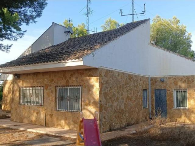 Casa en venta en el Camp de Túria, Valencia