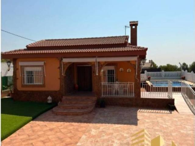 Casa en venta en el Camp de Túria, Valencia