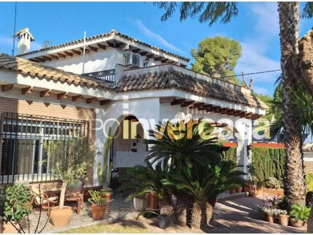 Casa en venta en el Camp de Túria, Valencia