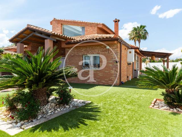 Casa en venta en Urbanización Montecolorado, el Camp de Túria