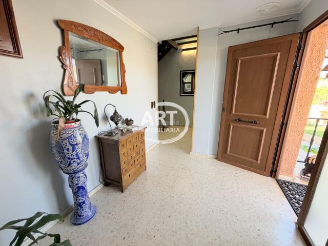 Casa en venta en Urbanización Montecolorado, el Camp de Túria