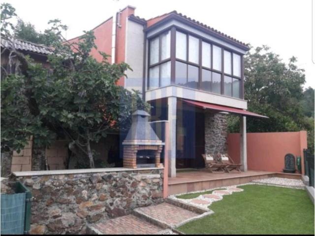 Casa en venta en Ribadavia