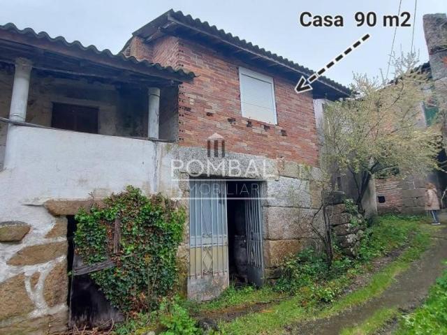 Casa en venta en Ribadavia