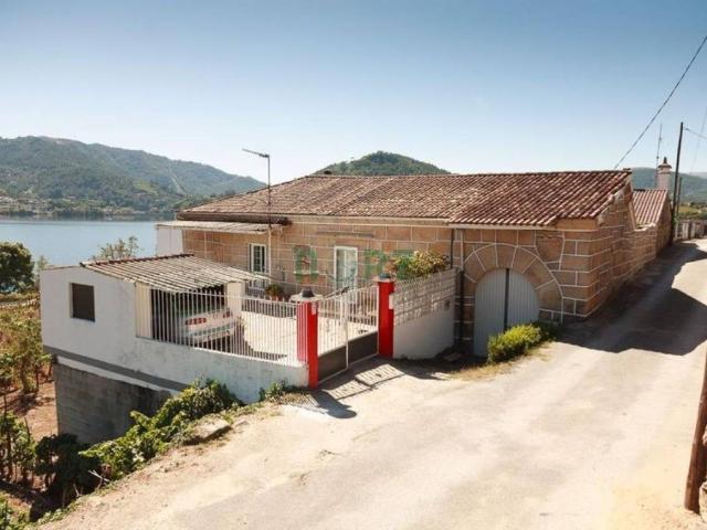 Casa en venta en O Ribeiro, Galicia