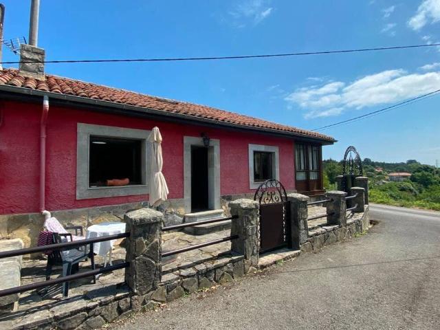 Casa en venta en Ribadesella