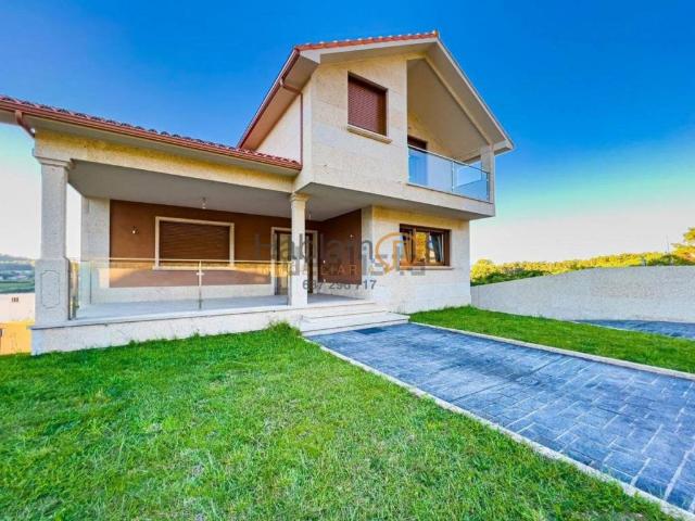Casa en venta en Ribadumia
