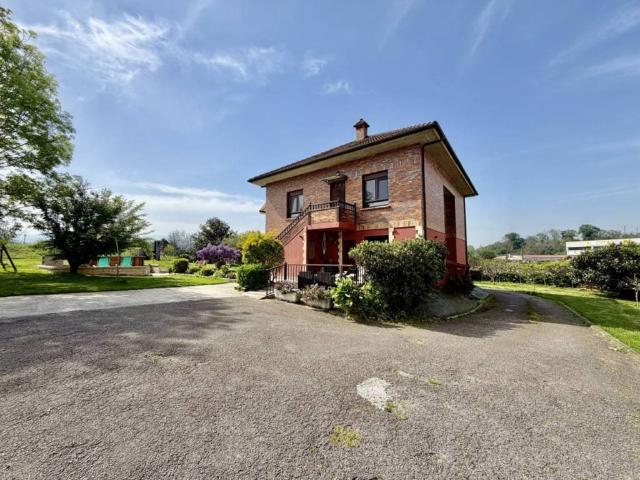 Casa en venta en Hoz de Anero, Ribamontán Al Monte