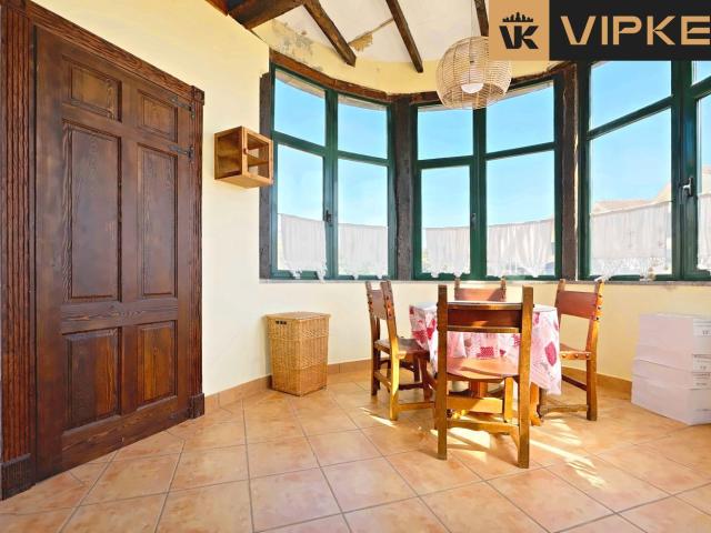 Casa en venta en Ribeira, A Barbanza
