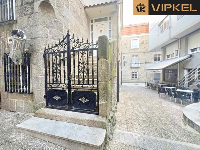 Casa en venta en Ribeira, A Barbanza