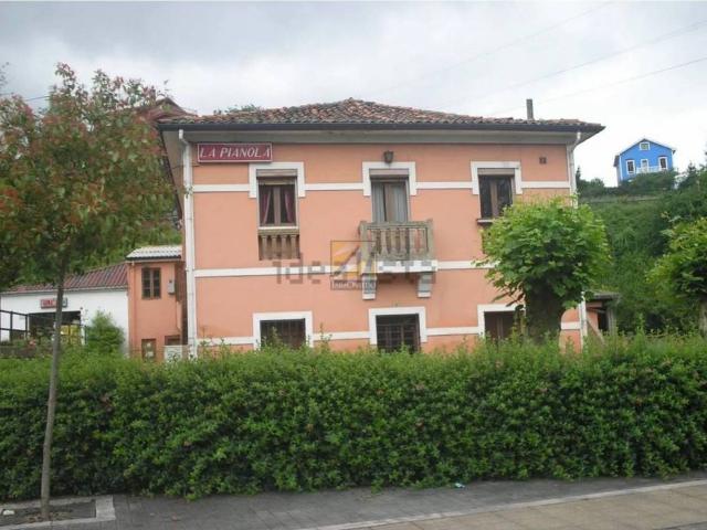 Casa en venta en Ribera De Arriba, Asturias