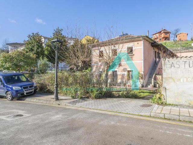 Casa en venta en Ribera De Arriba, Asturias