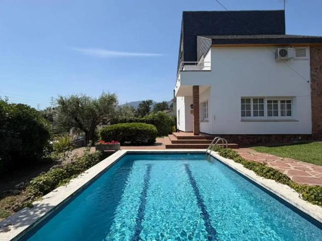 Casa en venta en Viabrea, la Selva