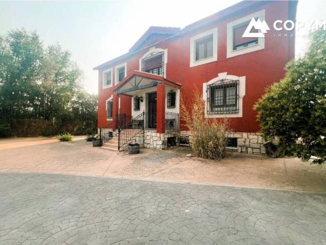 Casa en venta en Rielves, Toledo