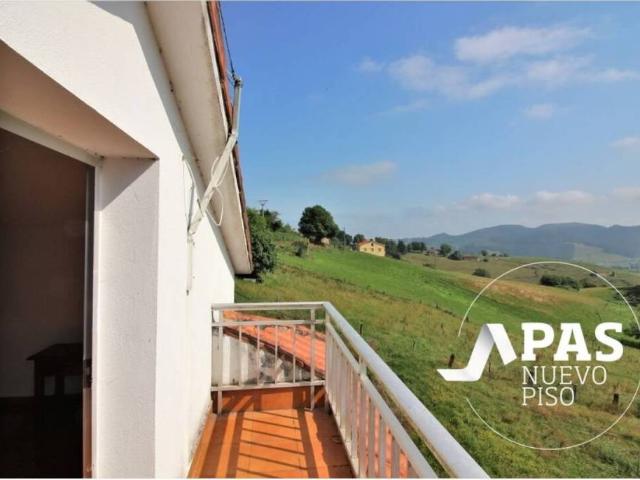 Casa en venta en Riotuerto, Cantabria