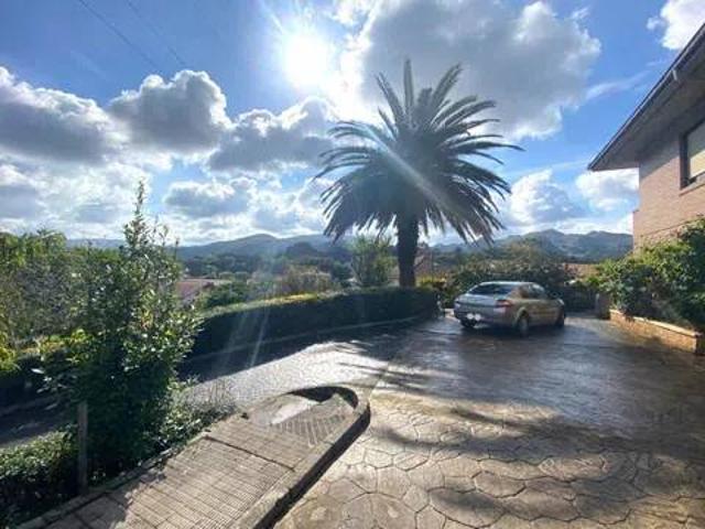 Casa en venta en Riotuerto, Cantabria