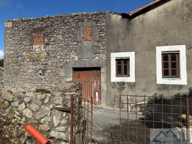 Casa en venta en Riotuerto, Cantabria