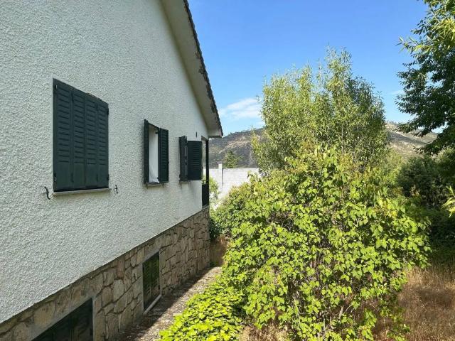 Casa en venta en Robledo De Chavela