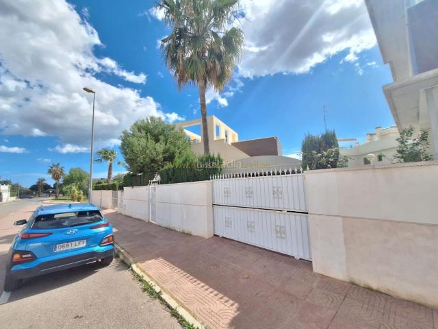 Casa en venta en el Baix Segura / La Vega Baja, Valencia