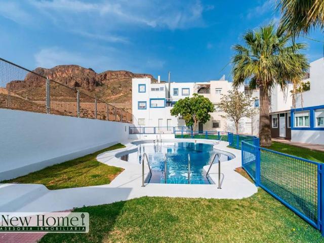 Casa en venta en Roquetas De Mar, Andalucía