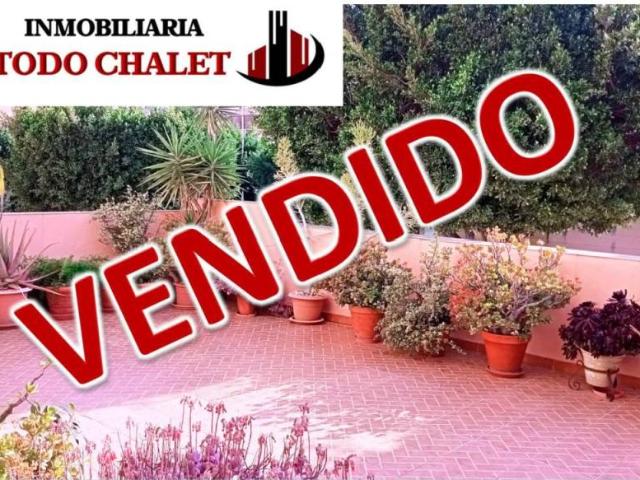 Casa en venta en Roquetas De Mar, Andalucía