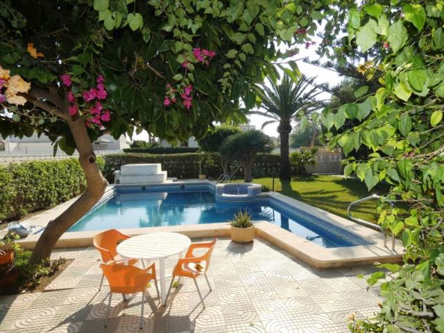 Casa en venta en Roquetas De Mar, Andalucía