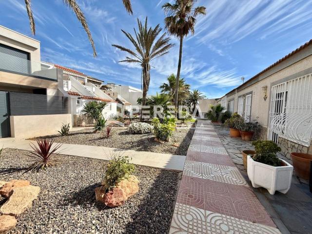 Casa en venta en Los Depósitos, Roquetas De Mar