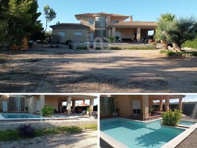 Casa en venta en Roquetes
