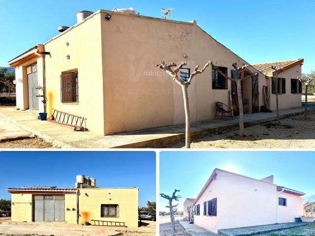 Casa en venta en Colònia Parellades, Roquetes