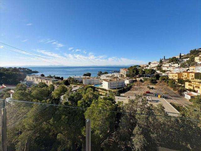 Casa en venta en Alt Empordà, Catalunya