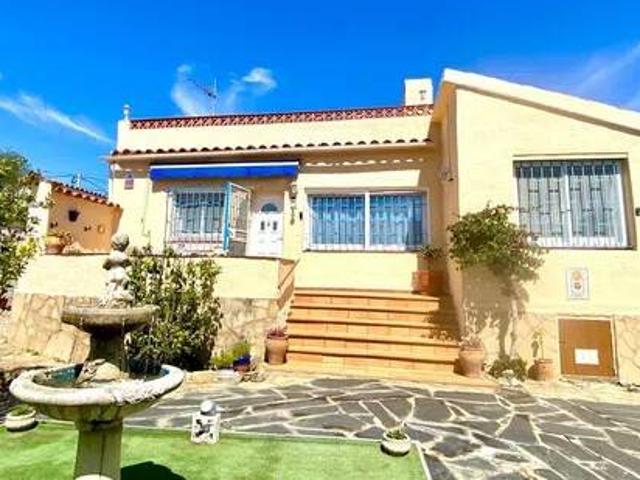 Casa en venta en Alt Empordà, Catalunya