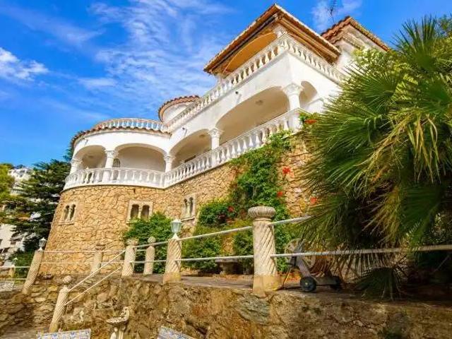 Casa en venta en Alt Empordà, Catalunya
