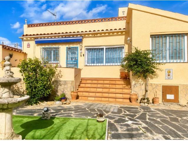 Casa en venta en el Mas Boscà, Alt Empordà