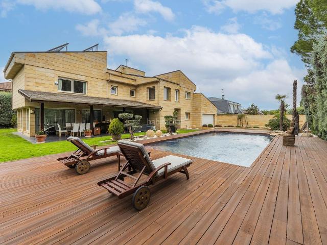 Casa en venta en Las Rozas De Madrid, Madrid