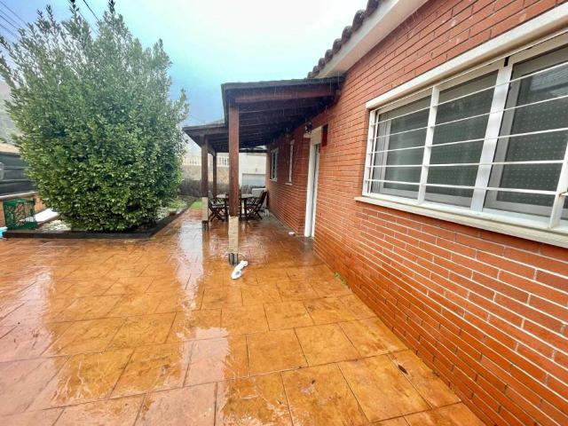 Casa en venta en Rubí