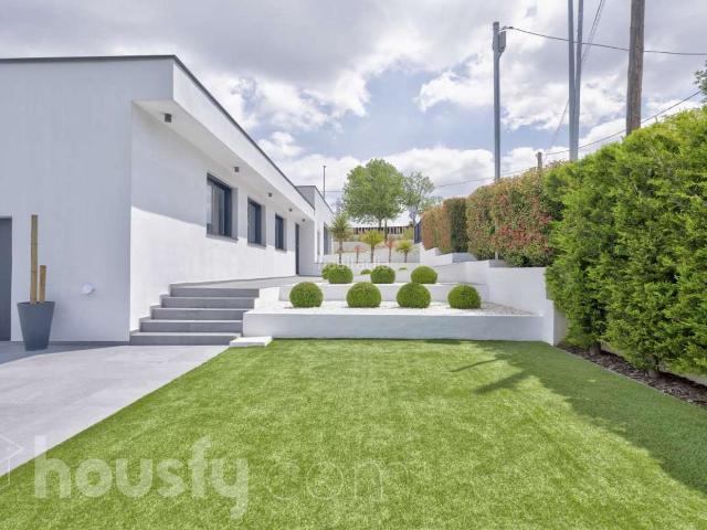 Casa en venta en Rubí
