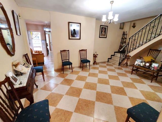 Casa en venta en Rute