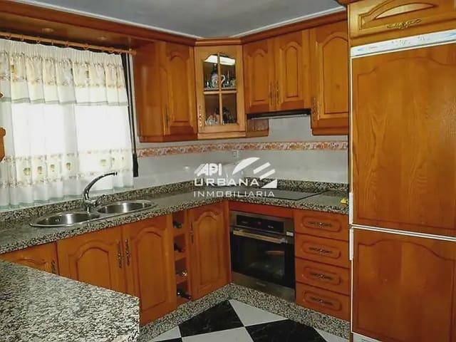 Casa en venta en Rute, Andalucía