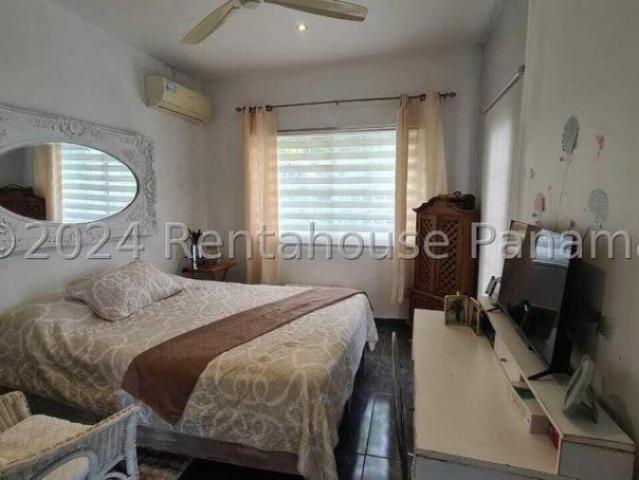 Casa en Venta en saboga Panamá 235 m2. 4 hab