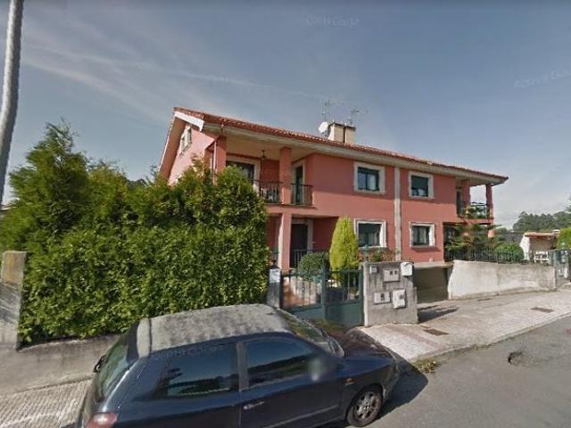Casa en venta en Veigue, A Coruña