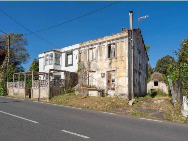 Casa en venta en Bergondo, A Coruña