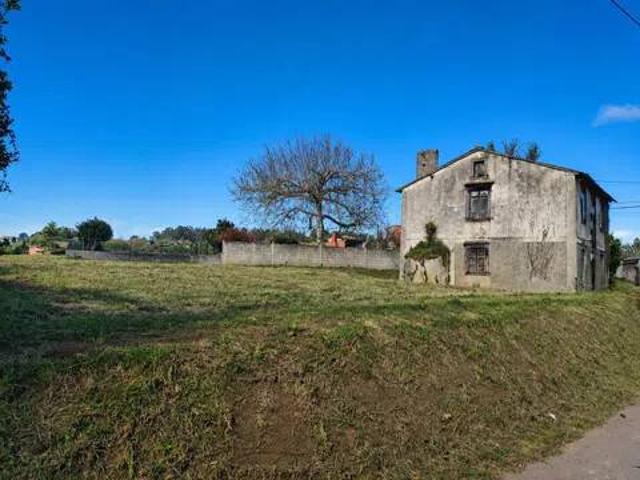 Casa en venta en Carnoedo, A Coruña
