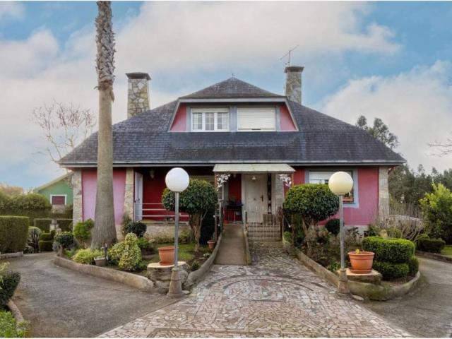 Casa en venta en A Coruña, Galicia