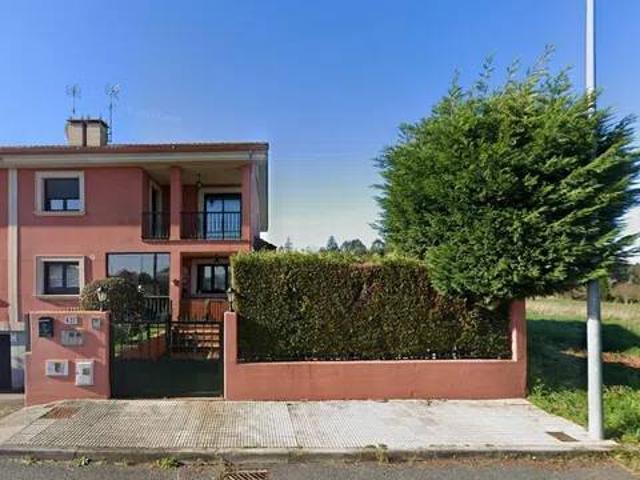 Casa en venta en Mondego, A Coruña