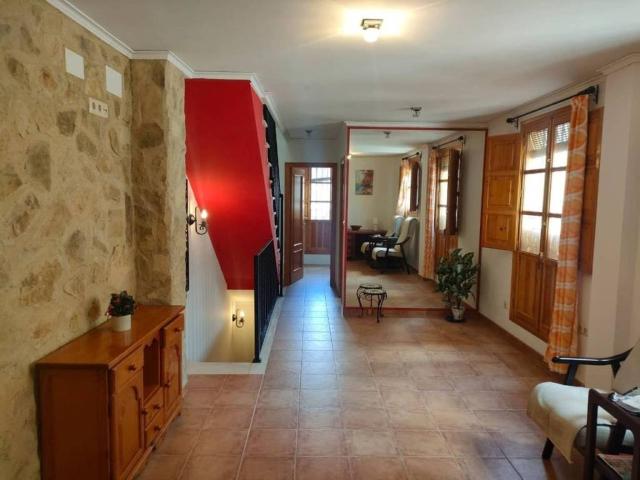 Casa en venta en Sagunto, la Vila