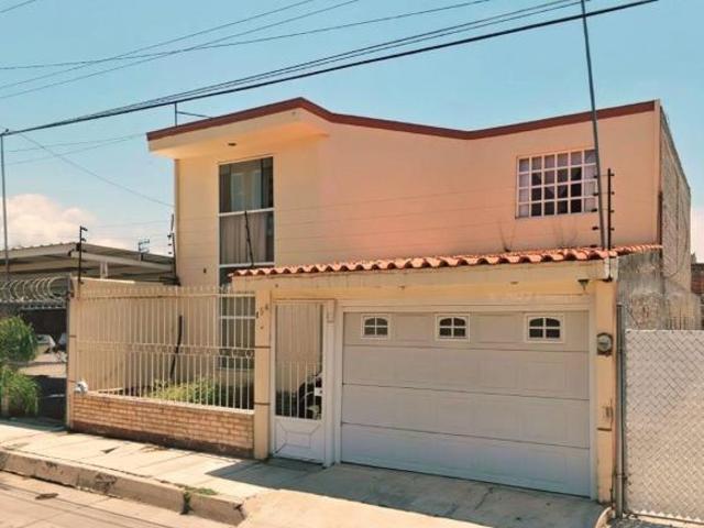 CASA EN VENTA EN SAHUAYO MICHOACAN