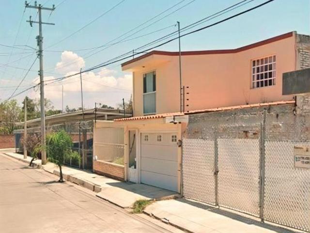 CASA EN VENTA EN SAHUAYO MICHOACAN