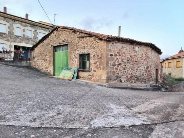 Casa en venta en Salas De Los Infantes, Castilla y León