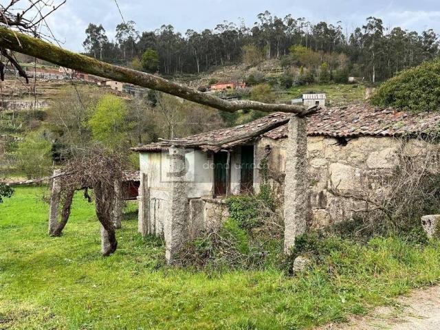Casa en venta en Salceda de Caselas, Vigo